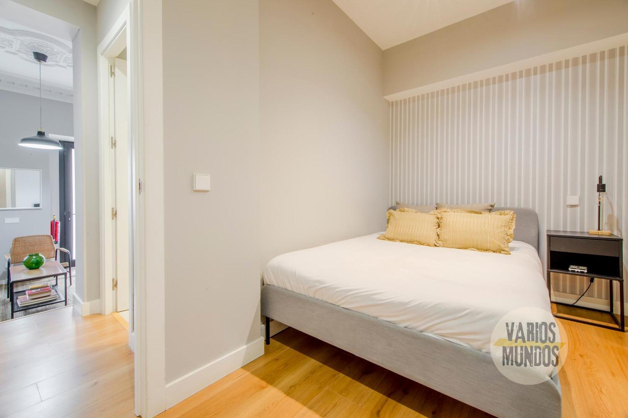 Modern Apt & Cool Interior Design A 20 Metros Del Retiro E1 Madrid Esterno foto