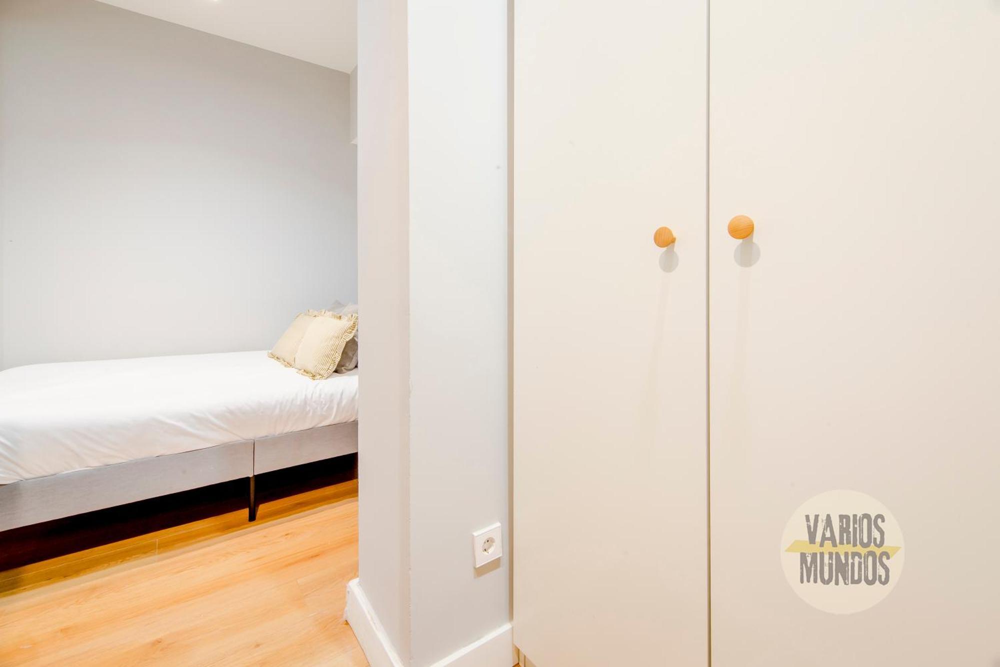 Modern Apt & Cool Interior Design A 20 Metros Del Retiro E1 Madrid Esterno foto