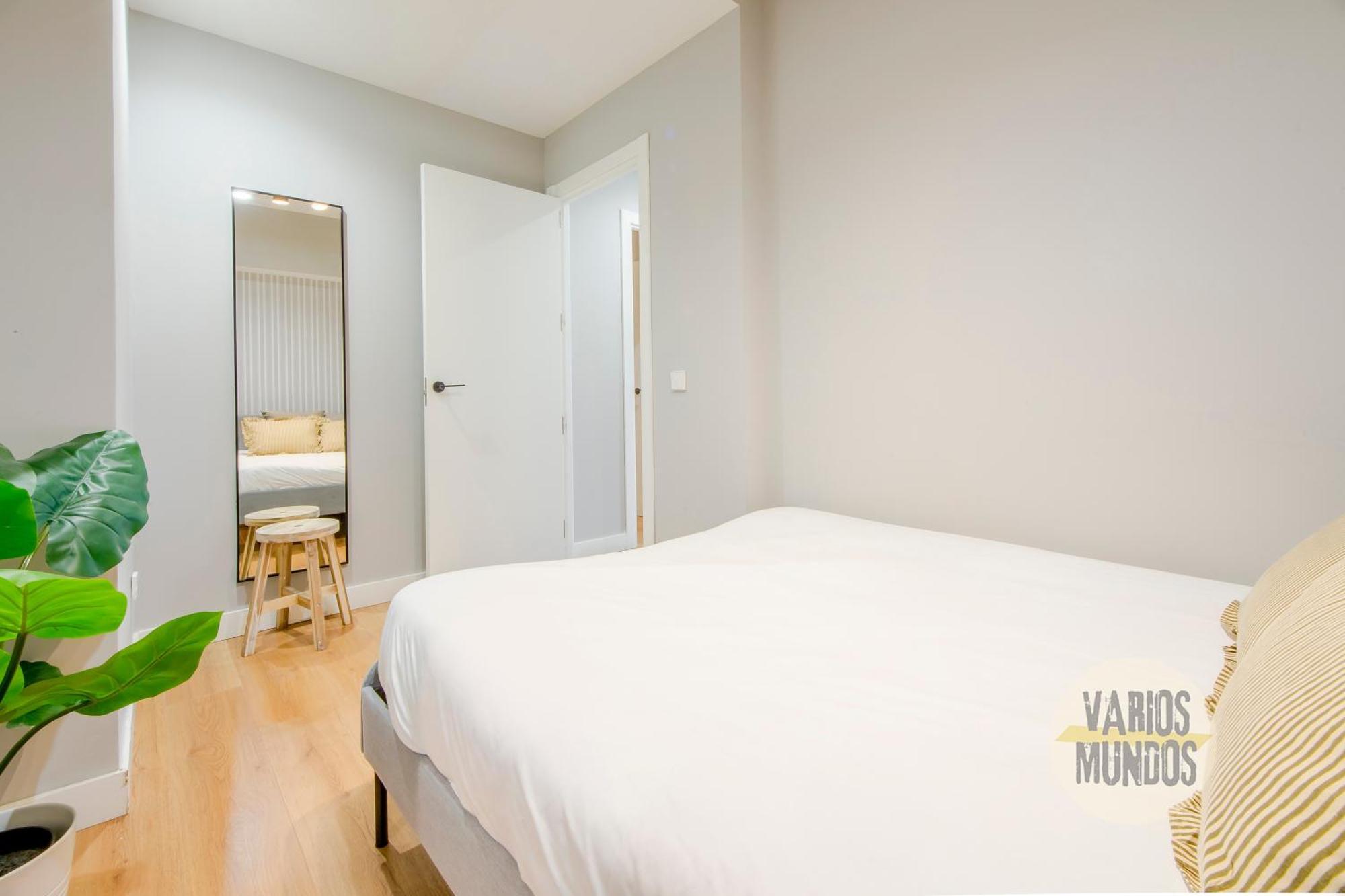 Modern Apt & Cool Interior Design A 20 Metros Del Retiro E1 Madrid Esterno foto